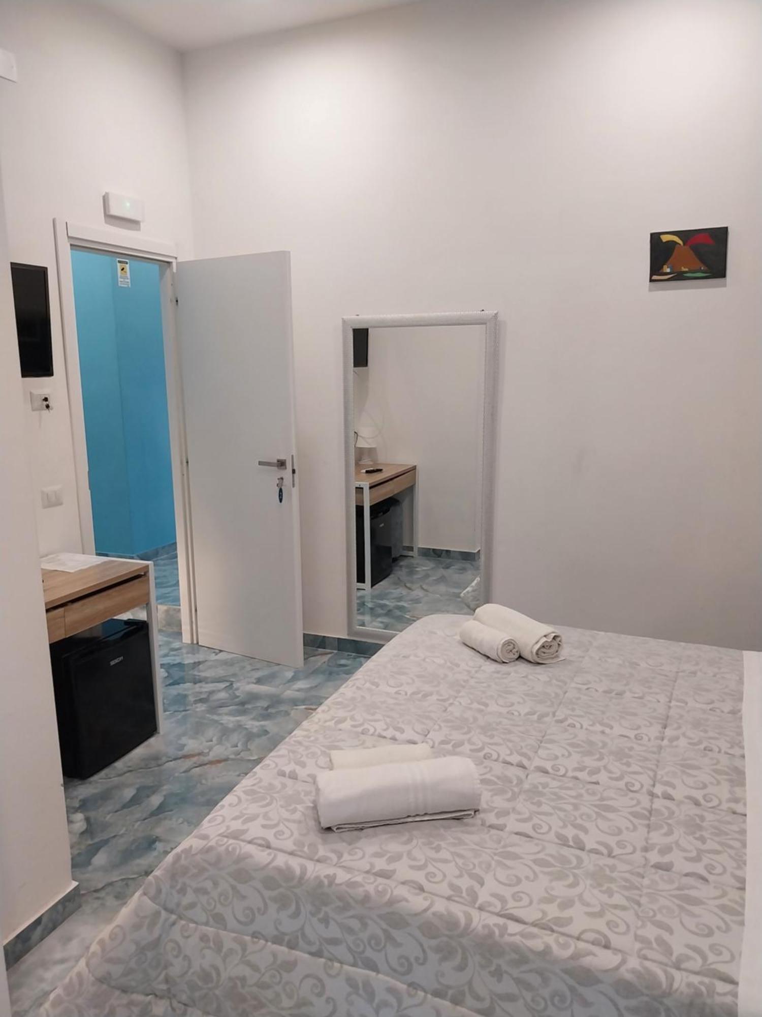 Attico Station Guest house Naples